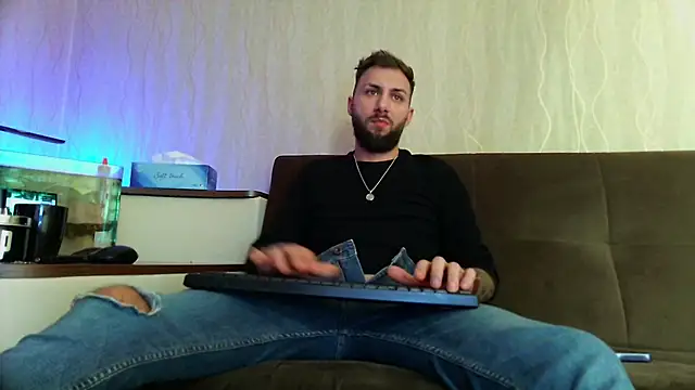 Snapshot of JamieNoxus chatting on 03/11/25, 11:44 JamieNoxus online show from 03/11/25, 11:44