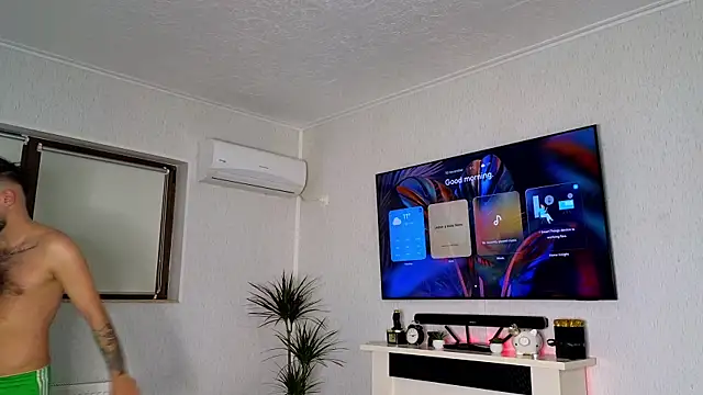 Snapshot of JamieNoxus chatting on 11/18/25, 07:13 JamieNoxus online show from 11/18/25, 07:13