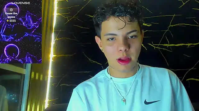 Alessandro 1610 online show from 04/21/26, 03:13