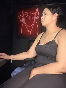 Carola-Ross online show from 02/25/25, 05:19