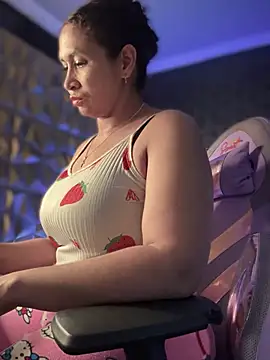 Carola-Ross online show from 03/02/25, 05:44