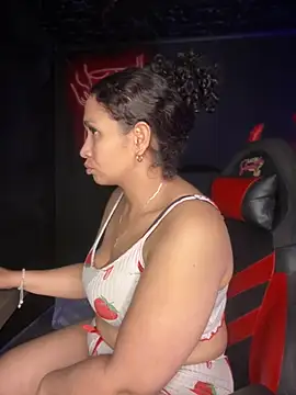 Carola-Ross online show from 03/03/25, 04:14