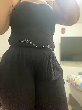 Carola-Ross online show from 09/17/25, 05:58