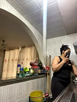 Carola-Ross online show from 09/25/25, 05:38