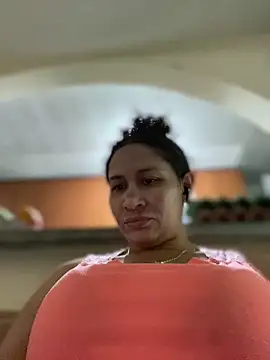 Carola-Ross online show from 10/15/25, 05:46