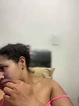 Carola-Ross online show from 10/19/25, 05:46