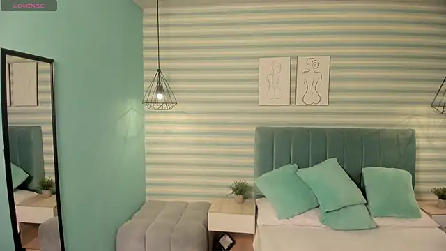 abby apple online show from 09/30/25, 02:33