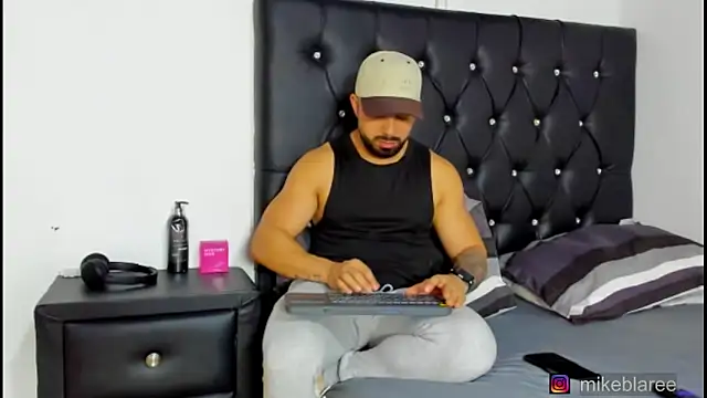 mikeblaree online show from 02/12/26, 07:09