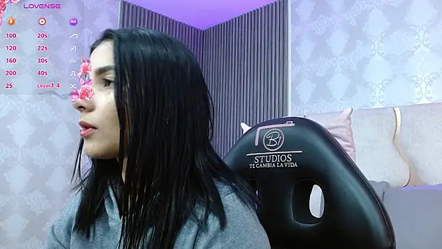 Gaby tay1 online show from 10/13/25, 03:28