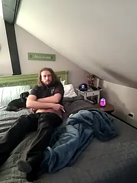 gronammo85 online show from 02/11/25, 03:08