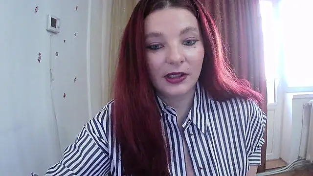 Snapshot of caty33 chatting on 02/24/25, 10:59 caty33 online show from 02/24/25, 10:59