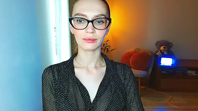 Snapshot of Lady_Sunshine_ chatting on 04/18/26, 07:56 Lady Sunshine online show from 04/18/26, 07:56