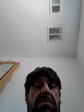 Snapshot of mike31087vvvsb chatting on 09/23/25, 09:40 mike31087vvvsb online show from 09/23/25, 09:40