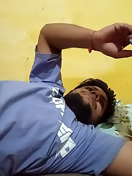 Snapshot of ThrillerBoydsak chatting on 03/10/25, 01:43 ThrillerBoydsak online show from 03/10/25, 01:43