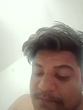 Snapshot of ThrillerBoydsak chatting on 09/26/25, 03:05 ThrillerBoydsak online show from 09/26/25, 03:05