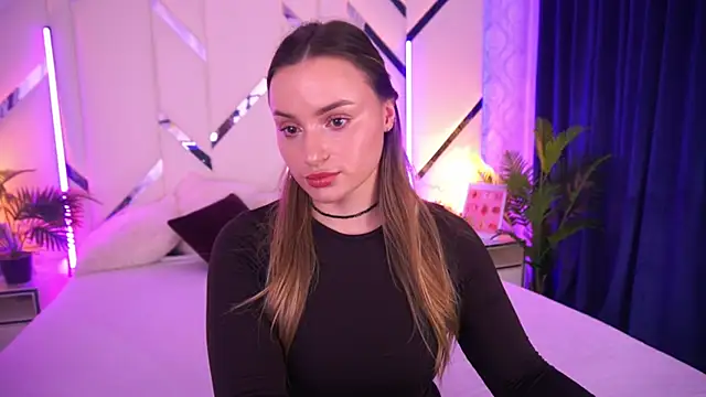 LindsieGreyy online show from 11/25/25, 09:31