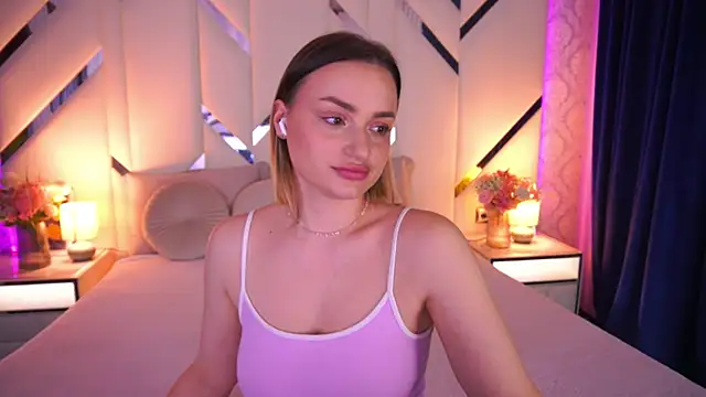 LindsieGreyy online show from 03/30/26, 12:39