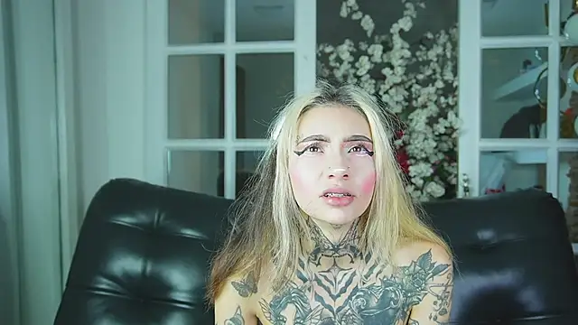 miss   angel online show from 03/10/26, 11:04