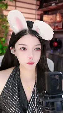 vv-77 online show from 10/15/25, 04:51