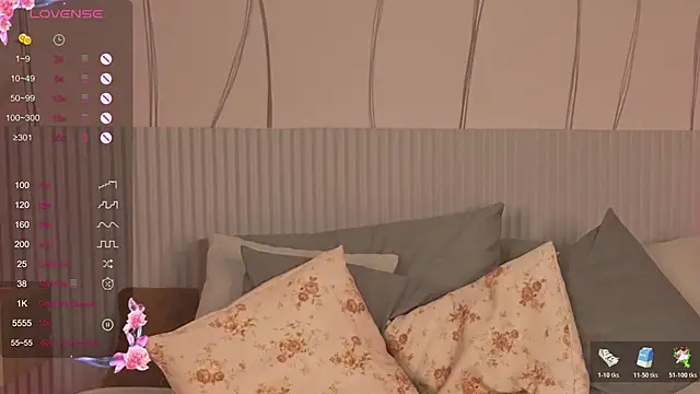 Snapshot of JoYung chatting on 10/18/25, 04:26 JoYung online show from 10/18/25, 04:26