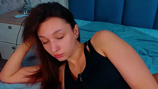 ColleenCox online show from 03/02/25, 08:18