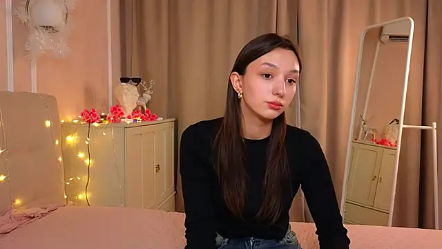 ColleenCox online show from 03/07/25, 08:22