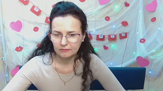 Snapshot of Miroslava_Happi chatting on 02/15/25, 06:12 Miroslava Happi online show from 02/15/25, 06:12