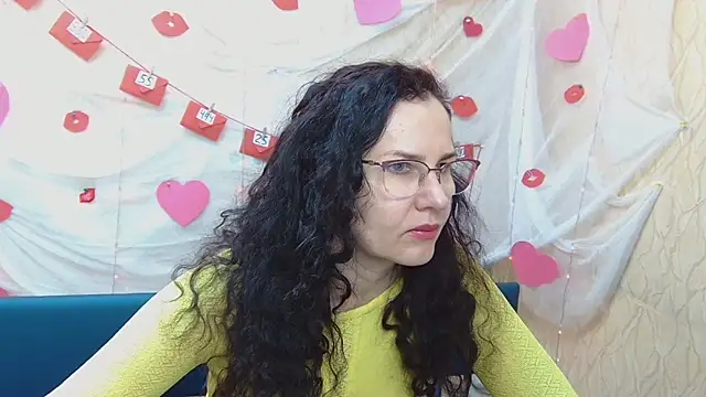 Snapshot of Miroslava_Happi chatting on 02/27/25, 06:07 Miroslava Happi online show from 02/27/25, 06:07