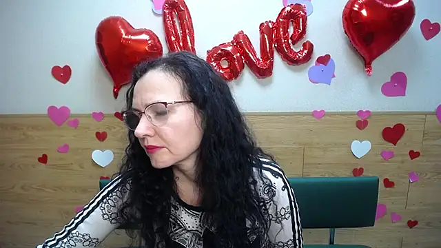 Snapshot of Miroslava_Happi chatting on 03/01/25, 06:13 Miroslava Happi online show from 03/01/25, 06:13