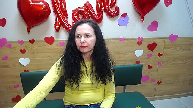 Snapshot of Miroslava_Happi chatting on 03/02/25, 09:21 Miroslava Happi online show from 03/02/25, 09:21