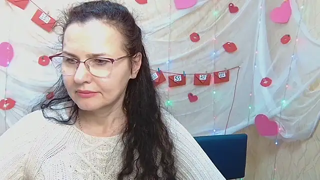 Snapshot of Miroslava_Happi chatting on 03/11/25, 09:34 Miroslava Happi online show from 03/11/25, 09:34