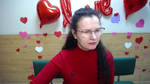 Snapshot of Miroslava_Happi chatting on 03/12/25, 06:18 Miroslava Happi online show from 03/12/25, 06:18
