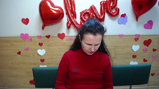 Snapshot of Miroslava_Happi chatting on 03/12/25, 09:23 Miroslava Happi online show from 03/12/25, 09:23