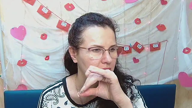 Snapshot of Miroslava_Happi chatting on 03/16/25, 01:06 Miroslava Happi online show from 03/16/25, 01:06