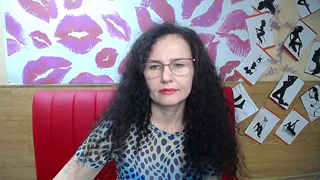 Snapshot of Miroslava_Happi chatting on 09/13/25, 06:02 Miroslava Happi online show from 09/13/25, 06:02