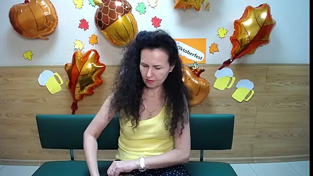 Snapshot of Miroslava_Happi chatting on 09/15/25, 07:30 Miroslava Happi online show from 09/15/25, 07:30