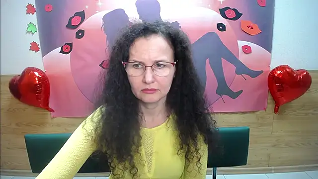 Snapshot of Miroslava_Happi chatting on 10/02/25, 06:53 Miroslava Happi online show from 10/02/25, 06:53