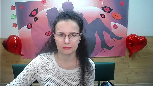 Snapshot of Miroslava_Happi chatting on 10/03/25, 05:59 Miroslava Happi online show from 10/03/25, 05:59