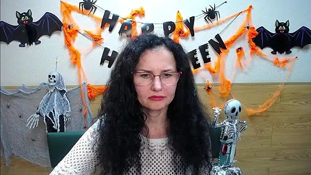 Snapshot of Miroslava_Happi chatting on 11/02/25, 08:39 Miroslava Happi online show from 11/02/25, 08:39