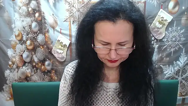 Snapshot of Miroslava_Happi chatting on 12/18/25, 07:03 Miroslava Happi online show from 12/18/25, 07:03