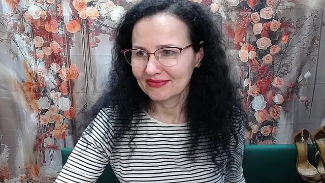 Snapshot of Miroslava_Happi chatting on 04/04/26, 06:11 Miroslava Happi online show from 04/04/26, 06:11