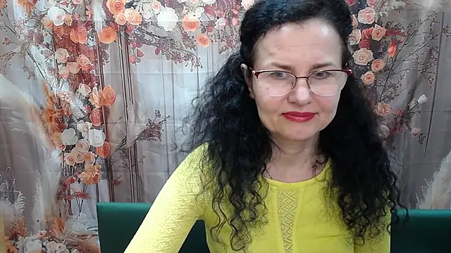 Snapshot of Miroslava_Happi chatting on 04/05/26, 05:26 Miroslava Happi online show from 04/05/26, 05:26