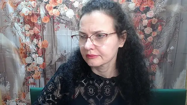 Snapshot of Miroslava_Happi chatting on 05/14/26, 05:58 Miroslava Happi online show from 05/14/26, 05:58
