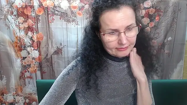 Snapshot of Miroslava_Happi chatting on 05/15/26, 06:09 Miroslava Happi online show from 05/15/26, 06:09