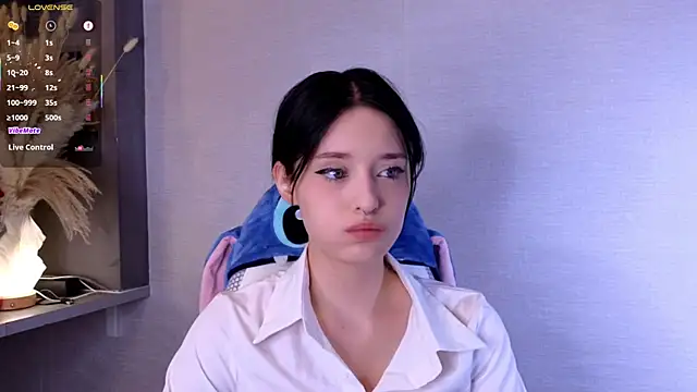 Snapshot of Hisoka_akerley chatting on 07/16/26, 04:07 Hisoka akerley online show from 07/16/26, 04:07