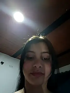 Snapshot of CHLOE_ISABELL chatting on 11/15/25, 03:48 CHLOE ISABELL online show from 11/15/25, 03:48