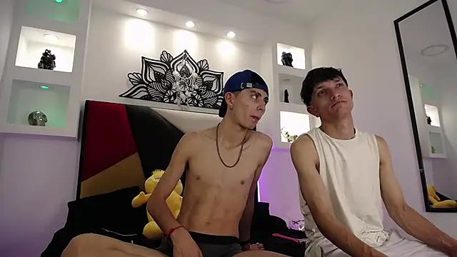 MaikyCooper online show from 02/26/25, 07:42