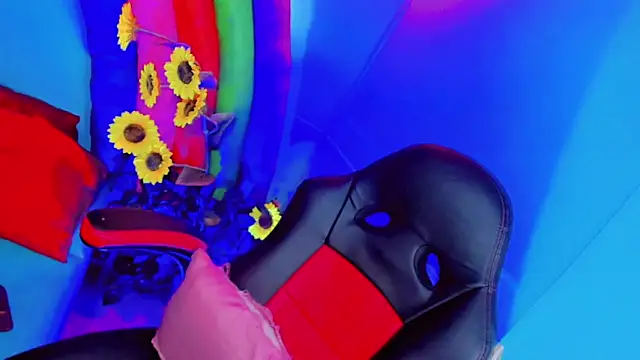 emelly horny  online show from 09/13/25, 07:13