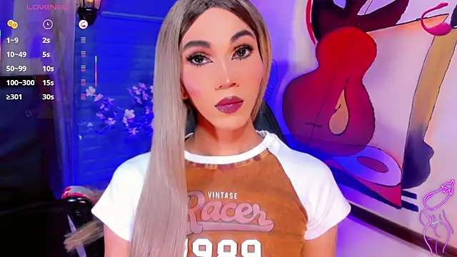 emelly horny  online show from 05/18/26, 07:20