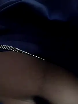 Snapshot of AarthiRaju chatting on 02/20/25, 05:44 AarthiRaju online show from 02/20/25, 05:44